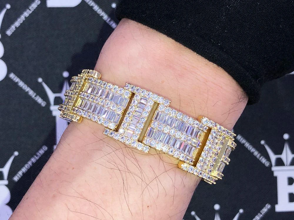 Baguette Bar Link Custom VVS Iced Out Hip Hop Bracelet 1 Baguette Bar Link Custom VVS Iced Out Hip Hop Bracelet