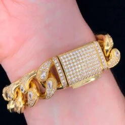 Drip Pear Cut Cuban CZ Iced Out Hip Hop Bracelet 9 Drip Pear Cut Cuban CZ Iced Out Hip Hop Bracelet -Jewelry Sales Store drip pear cut cuban cz iced out hip hop bracelet hiphopbling 561934